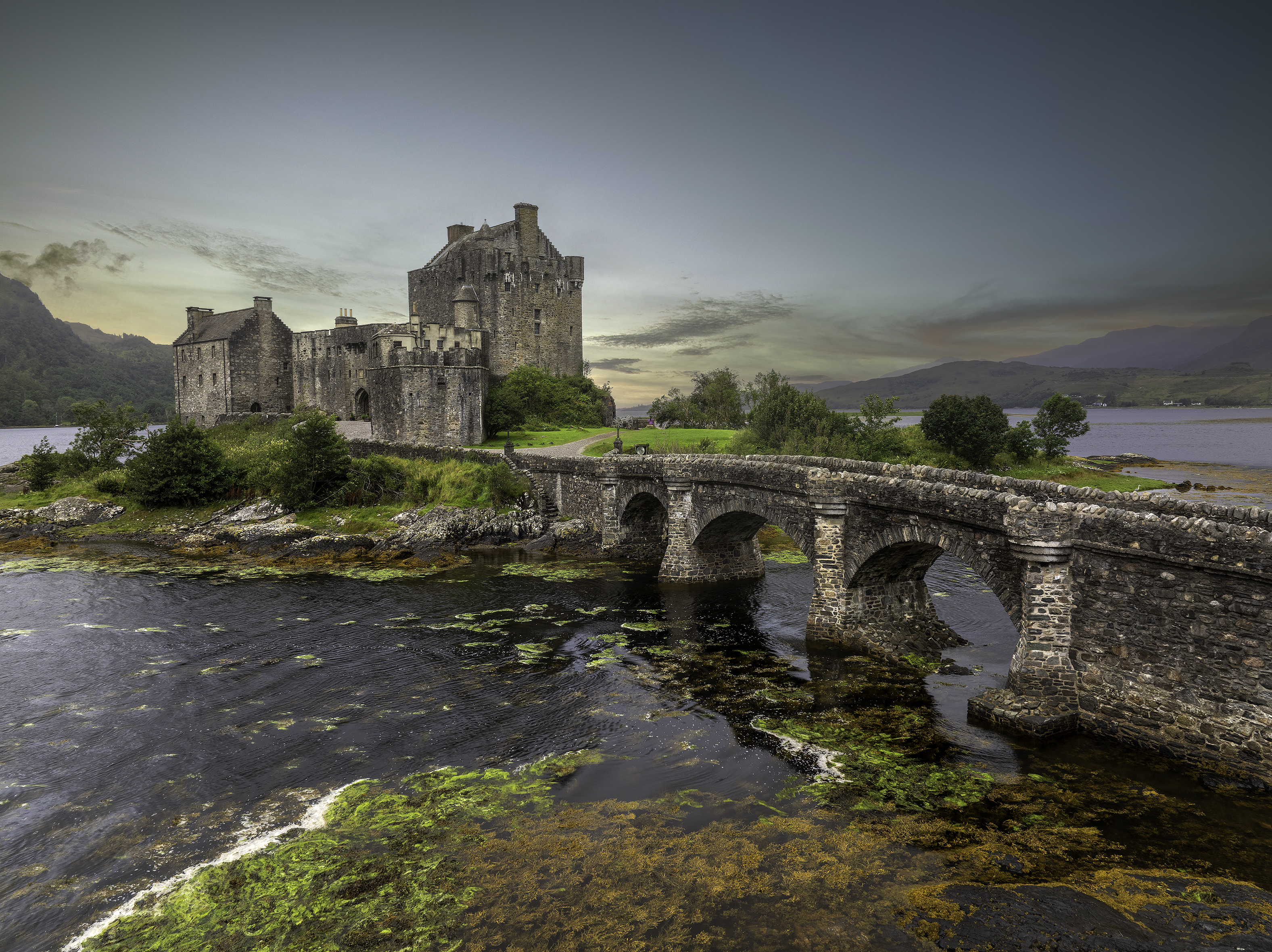 Eilean Donan Castle lit at night